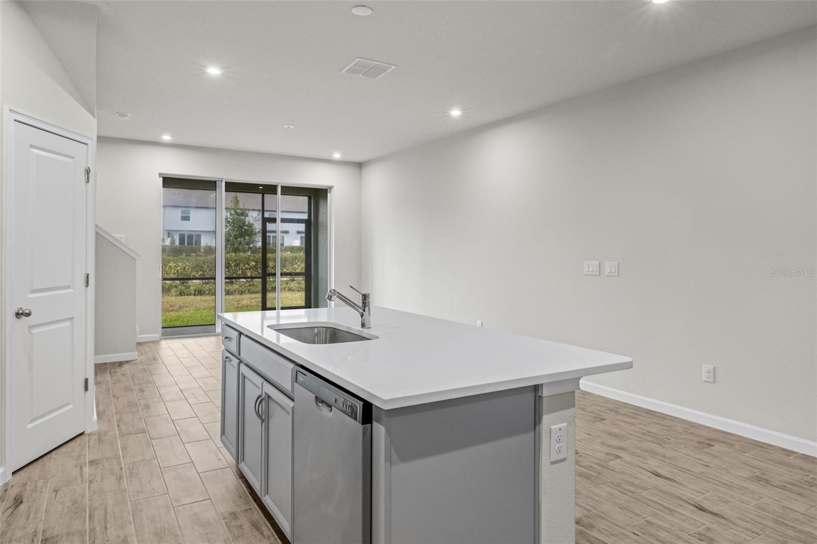 5489 BROOKLET WOODS DR