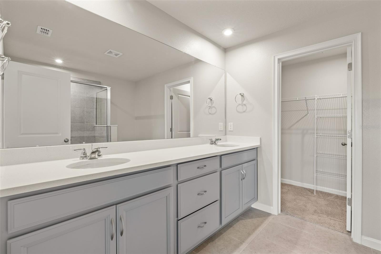 5489 BROOKLET WOODS DR