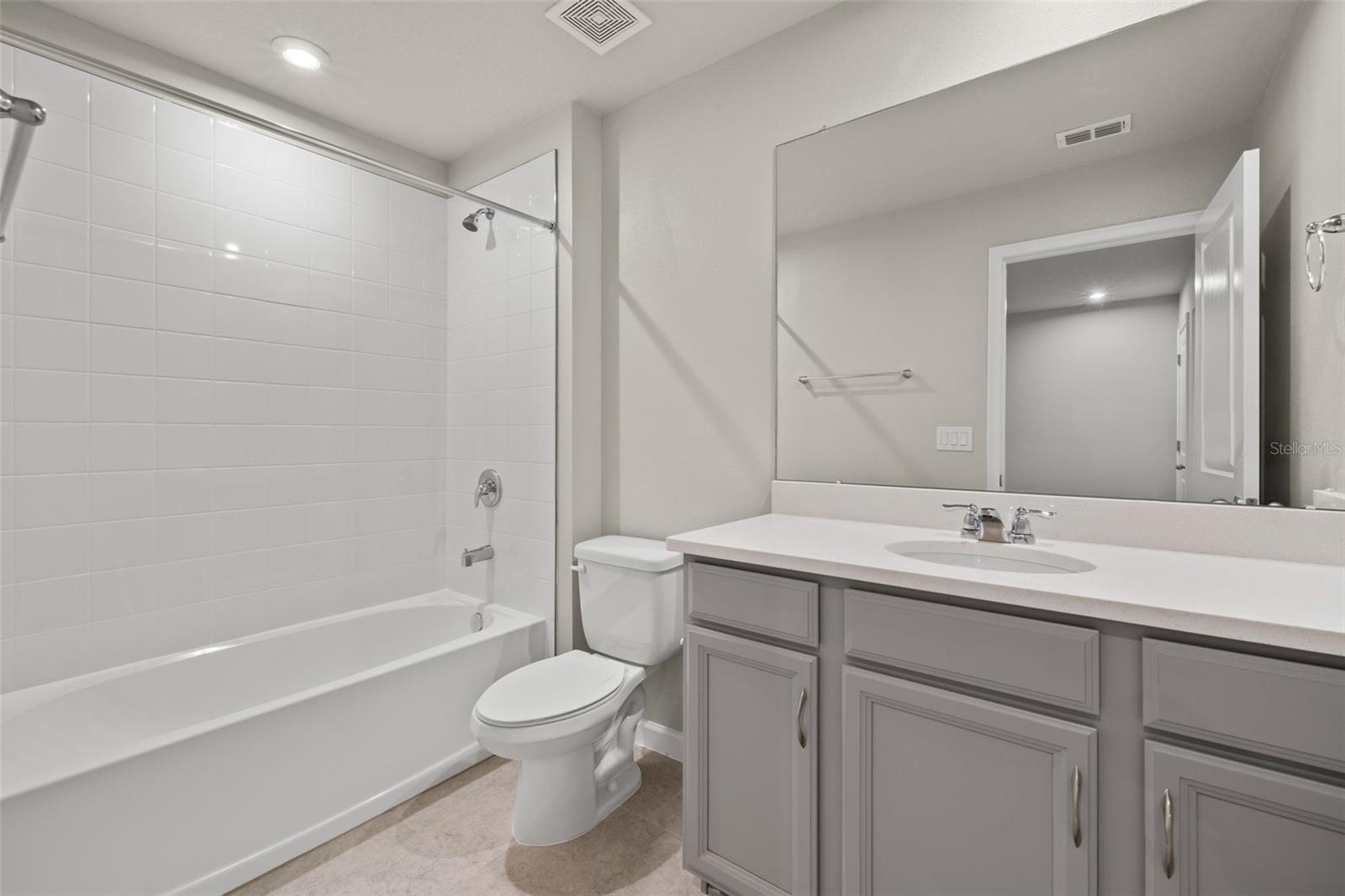 5489 BROOKLET WOODS DR