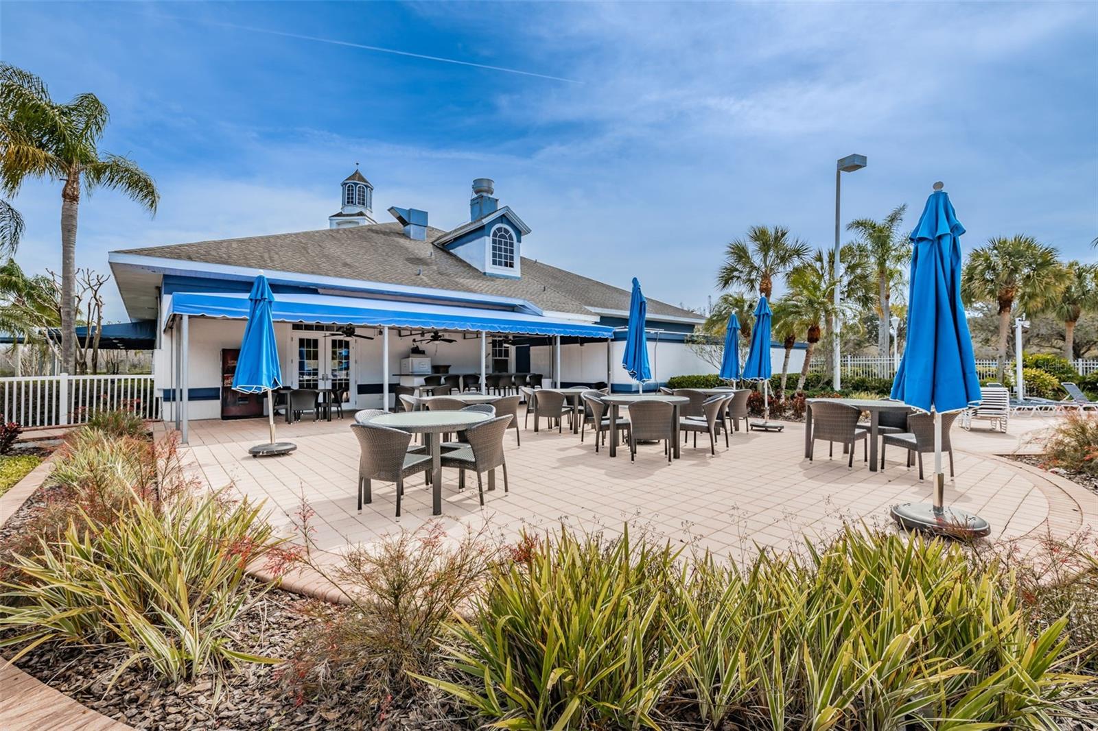 19022 FISHERMANS BEND DR