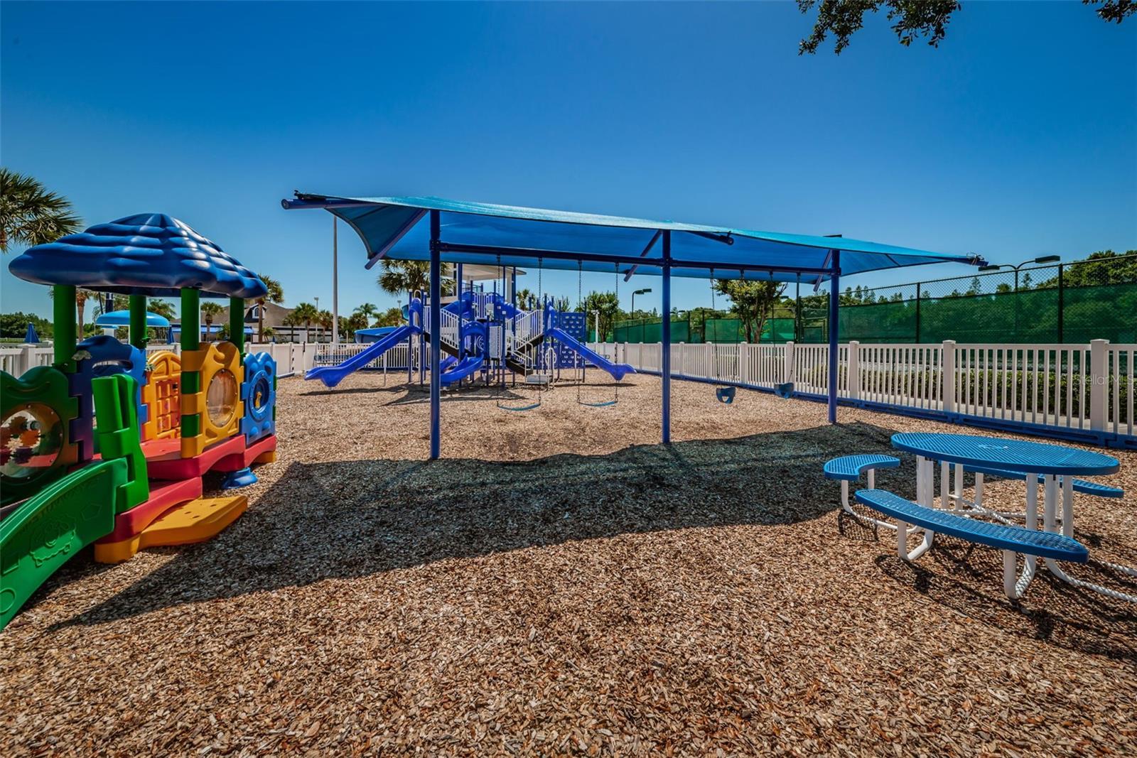 19022 FISHERMANS BEND DR