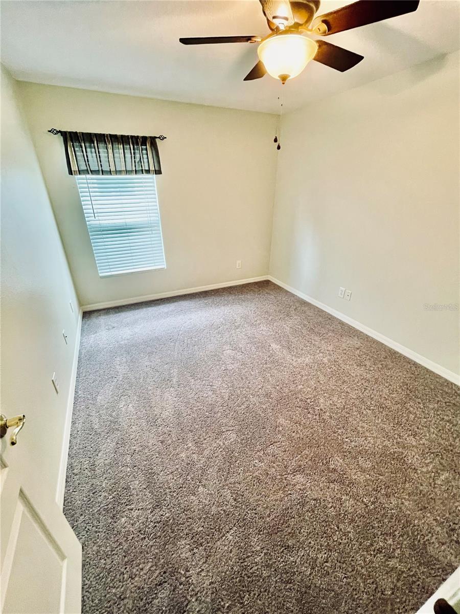 19022 FISHERMANS BEND DR