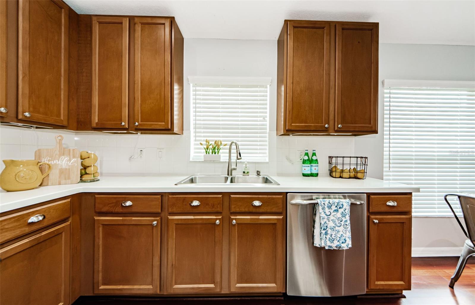 19022 FISHERMANS BEND DR