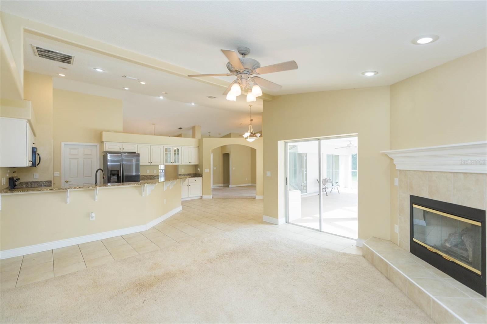 11038 HUCKELBY LN