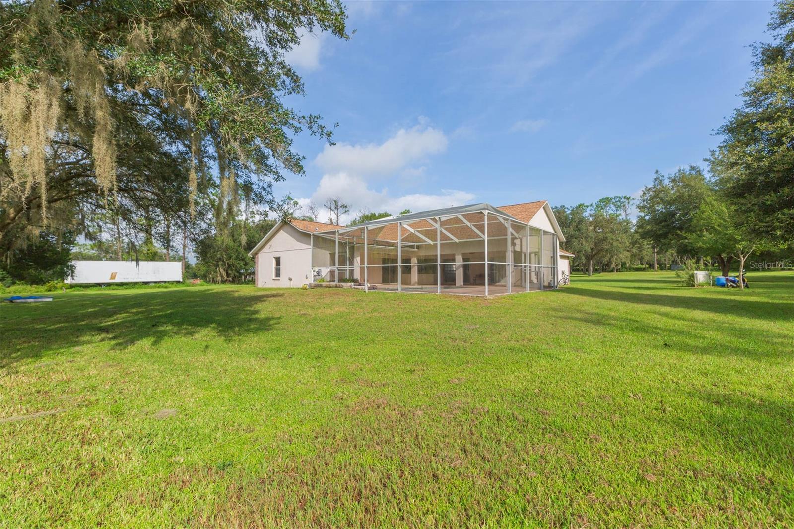 11038 HUCKELBY LN