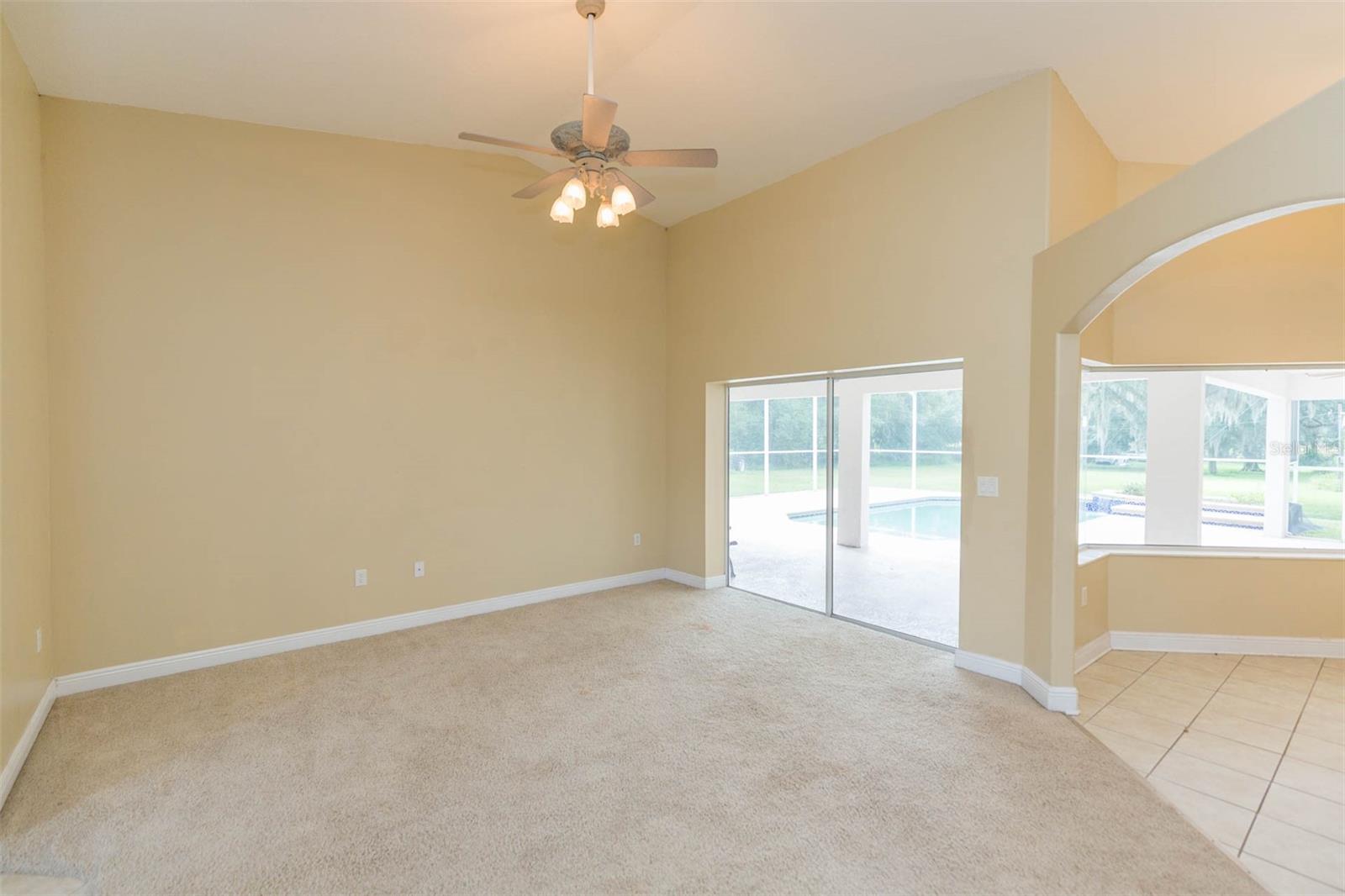 11038 HUCKELBY LN