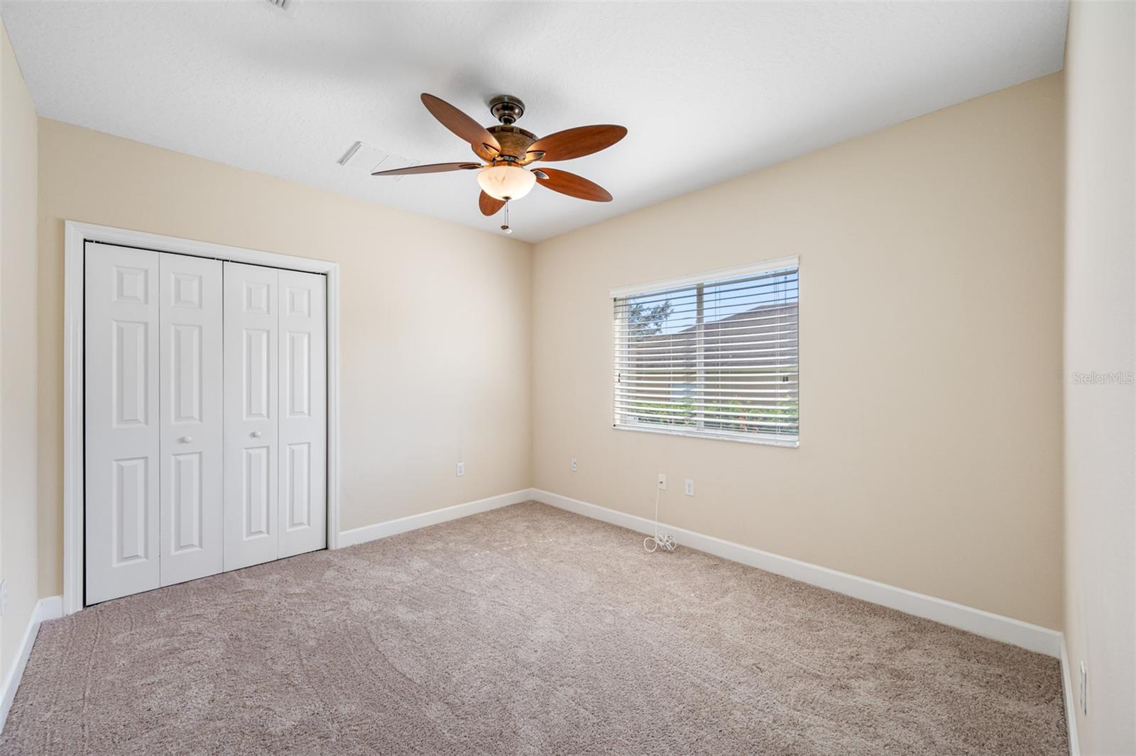 13039 THOROUGHBRED DR