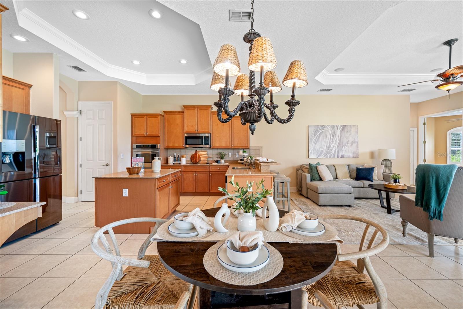 13039 THOROUGHBRED DR