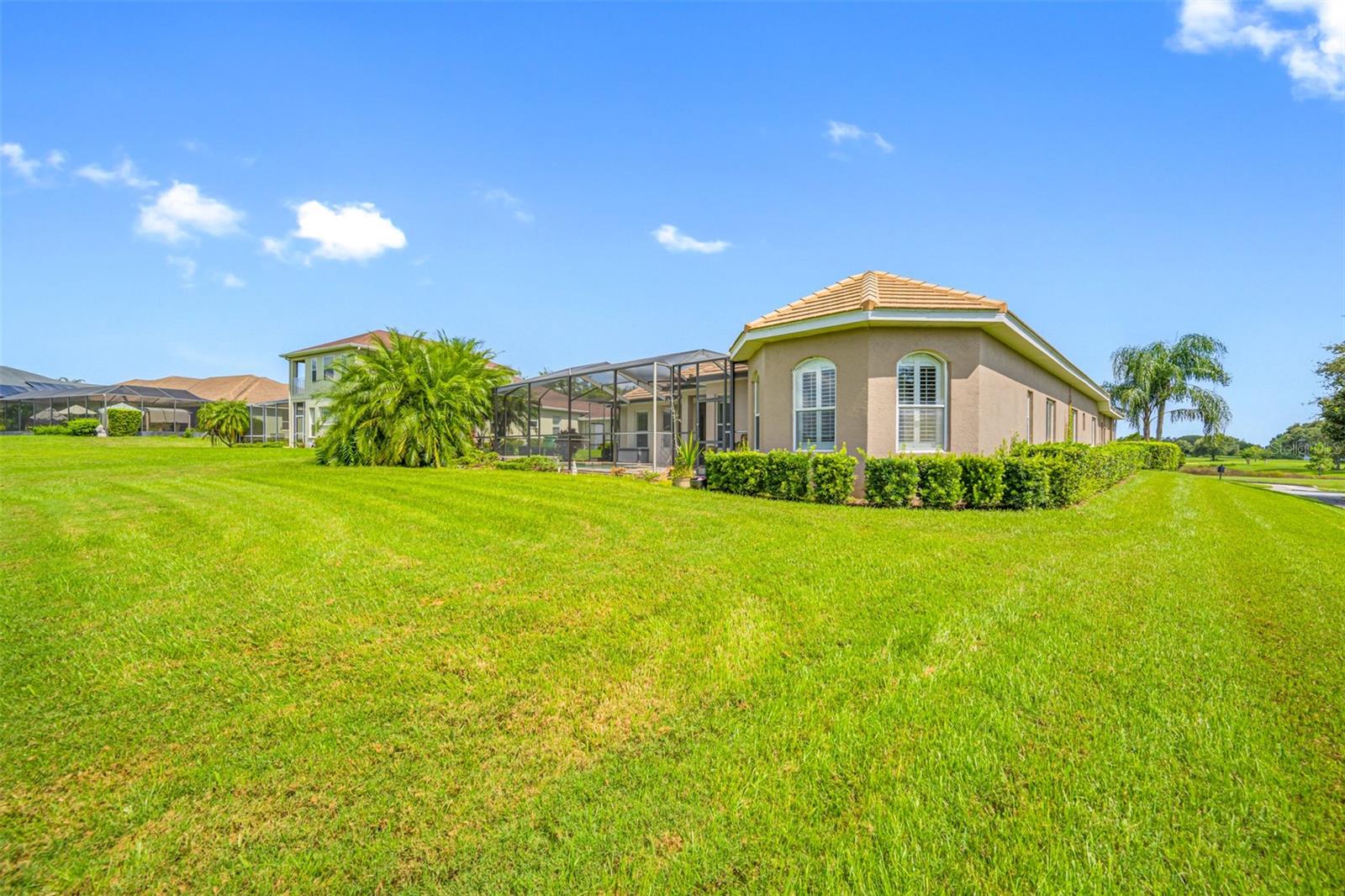13039 THOROUGHBRED DR