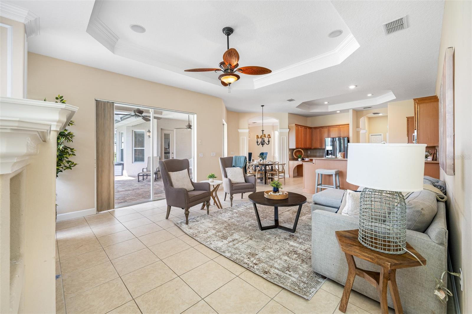 13039 THOROUGHBRED DR