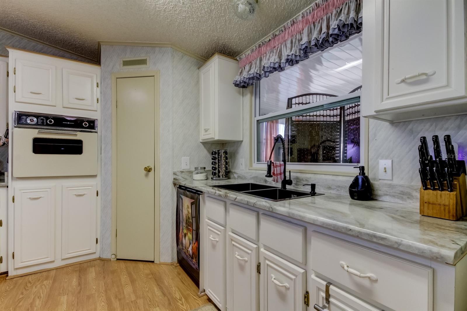 35013 MCCULLOUGHS LEAP