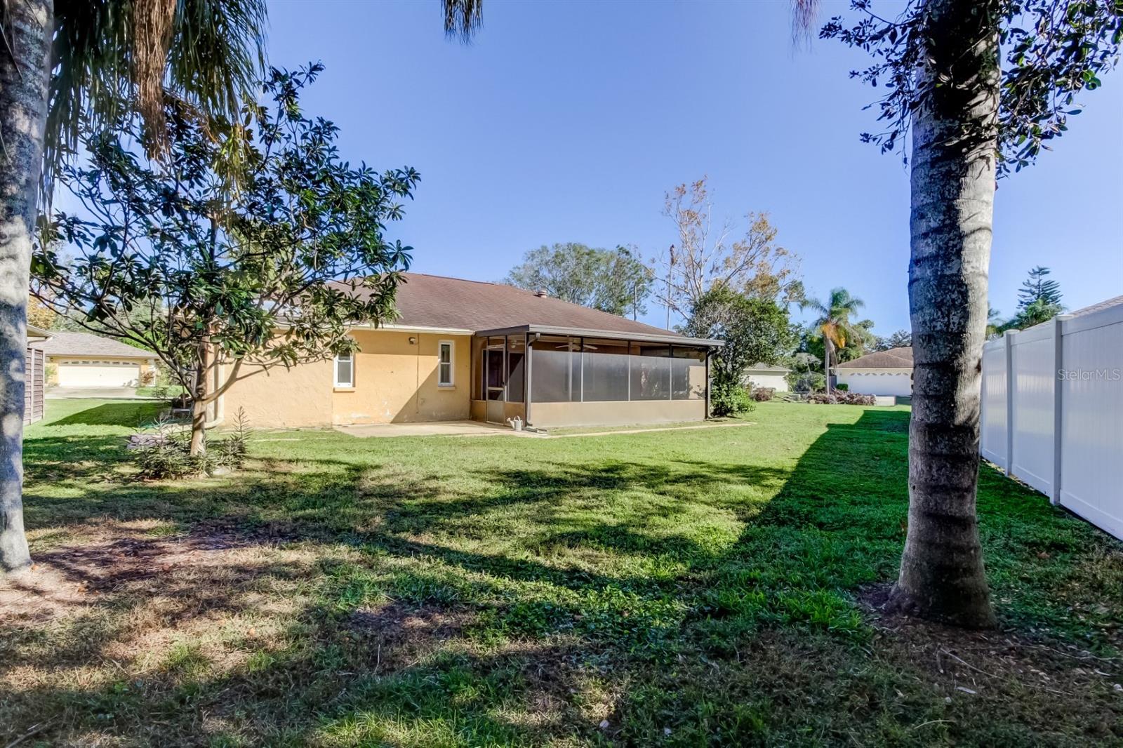 1911 TARPON CT