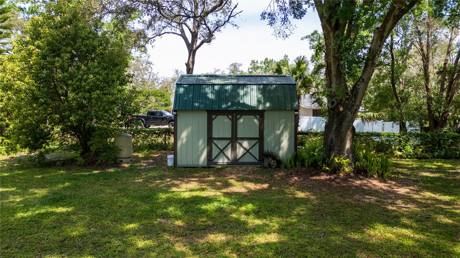 1691 RIDGE TOP DR