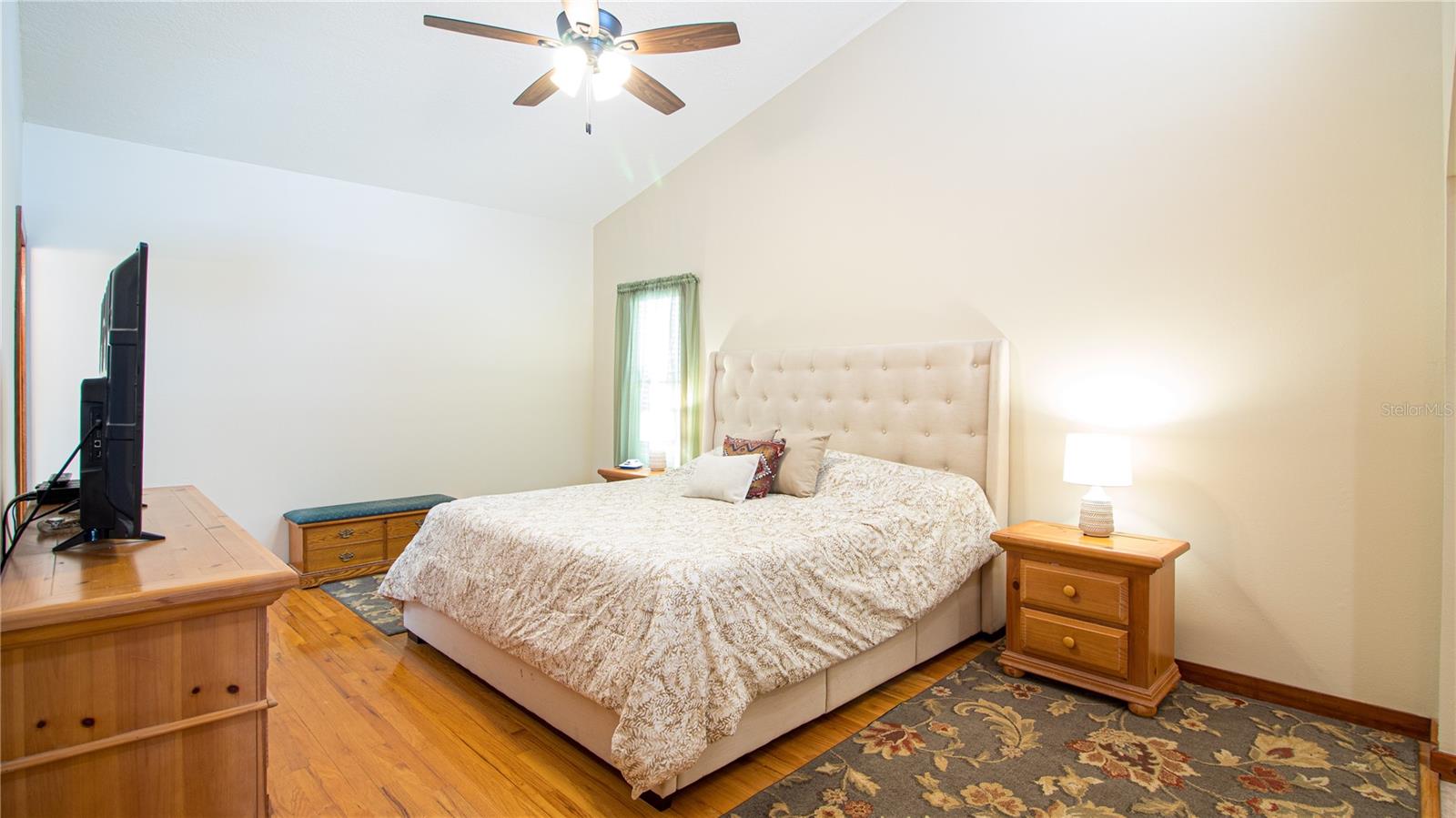 1691 RIDGE TOP DR