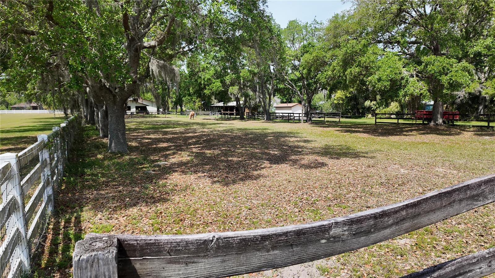 1691 RIDGE TOP DR