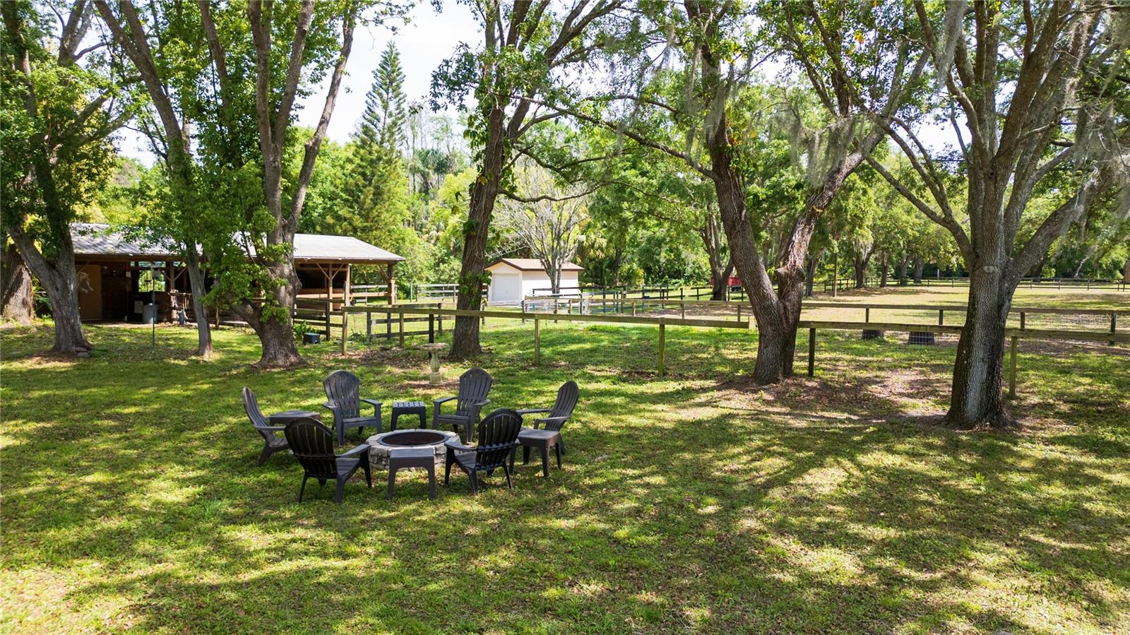 1691 RIDGE TOP DR