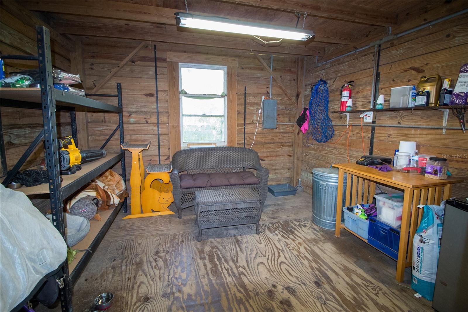 1691 RIDGE TOP DR