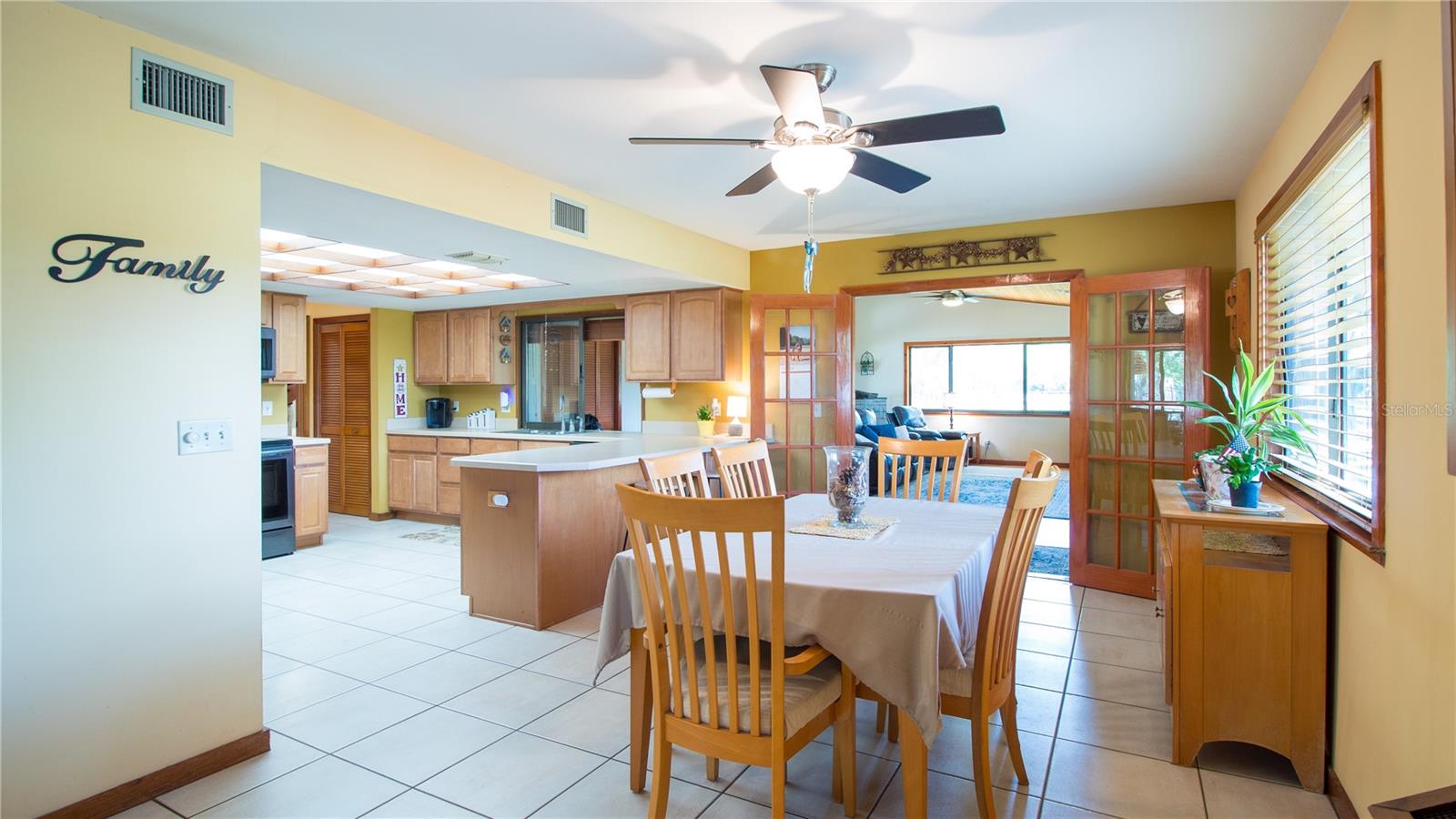 1691 RIDGE TOP DR