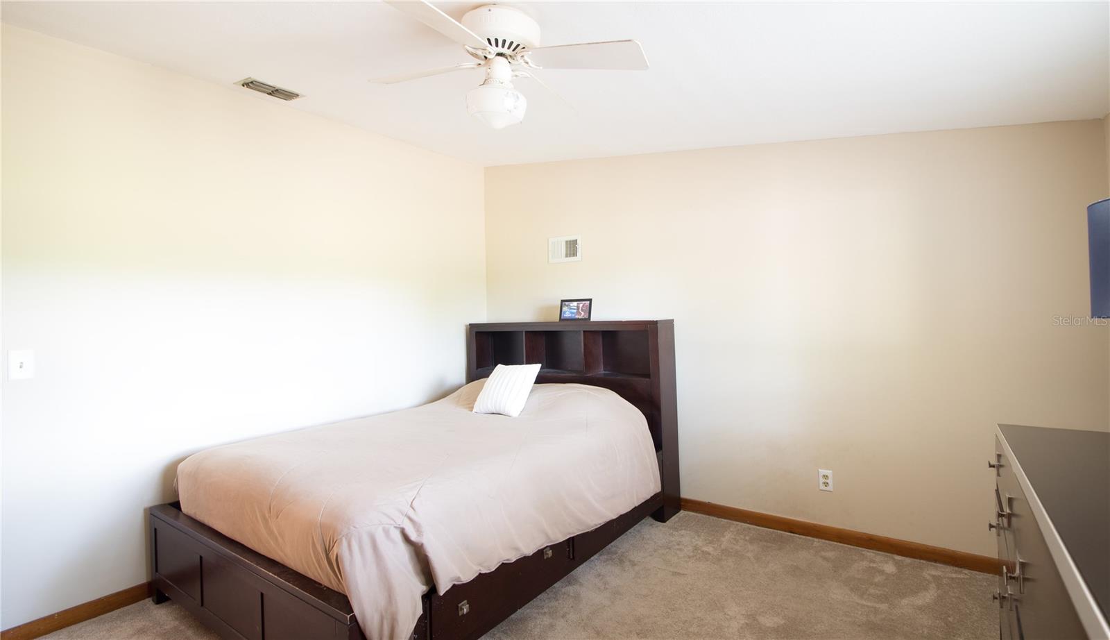 1691 RIDGE TOP DR