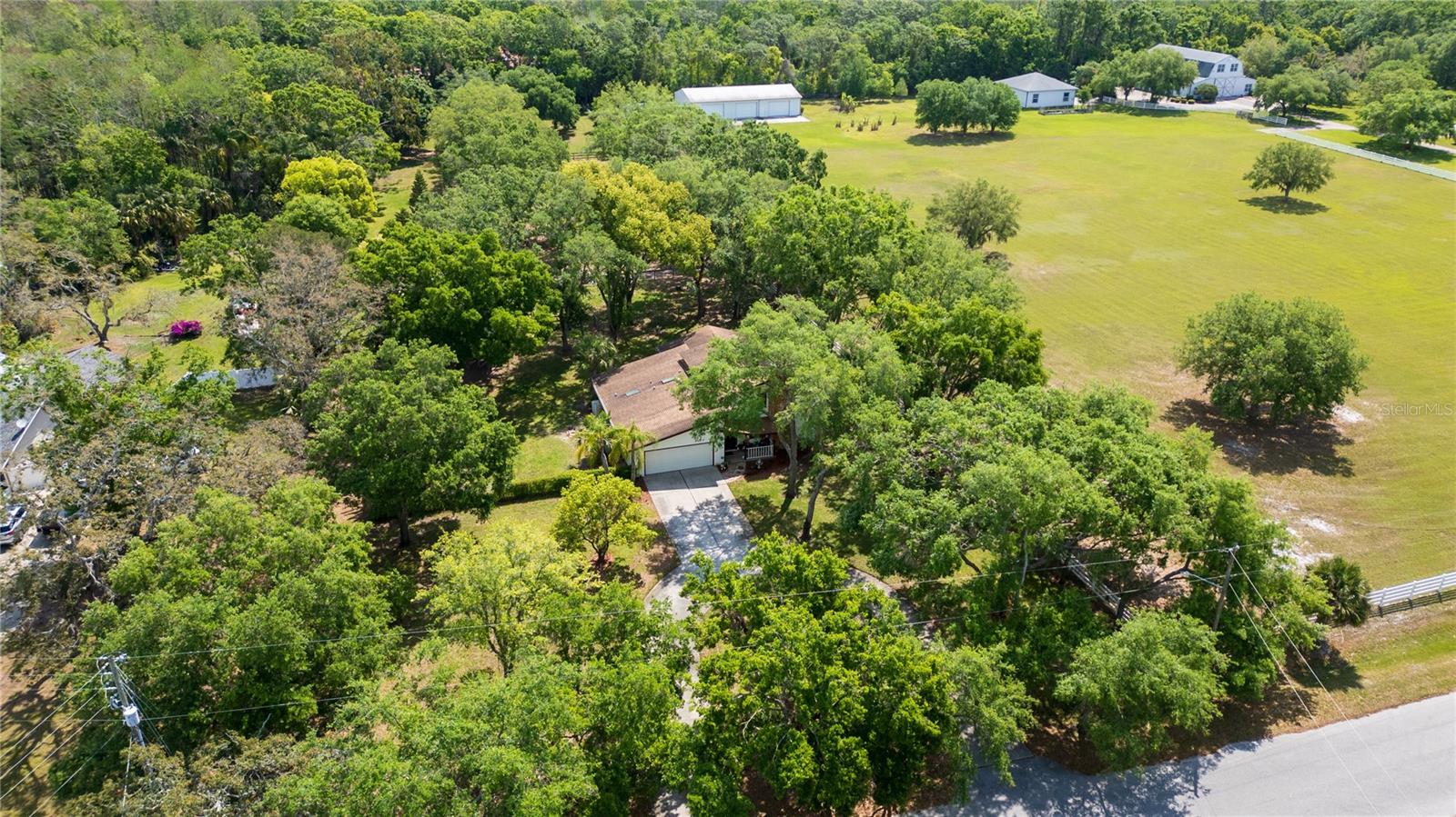 1691 RIDGE TOP DR