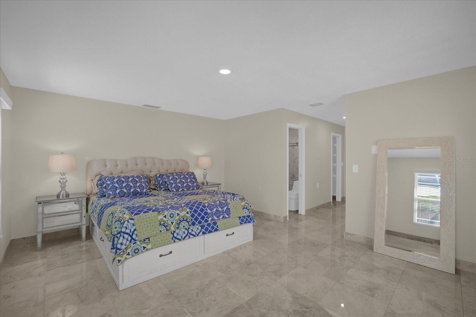 3506 SEAWAY DR
