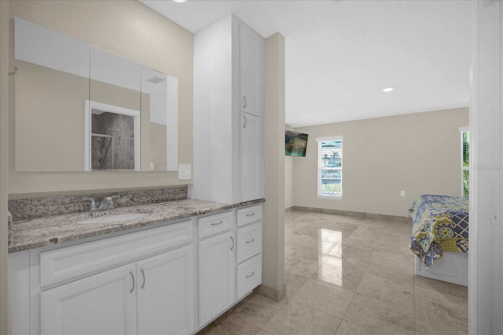 3506 SEAWAY DR