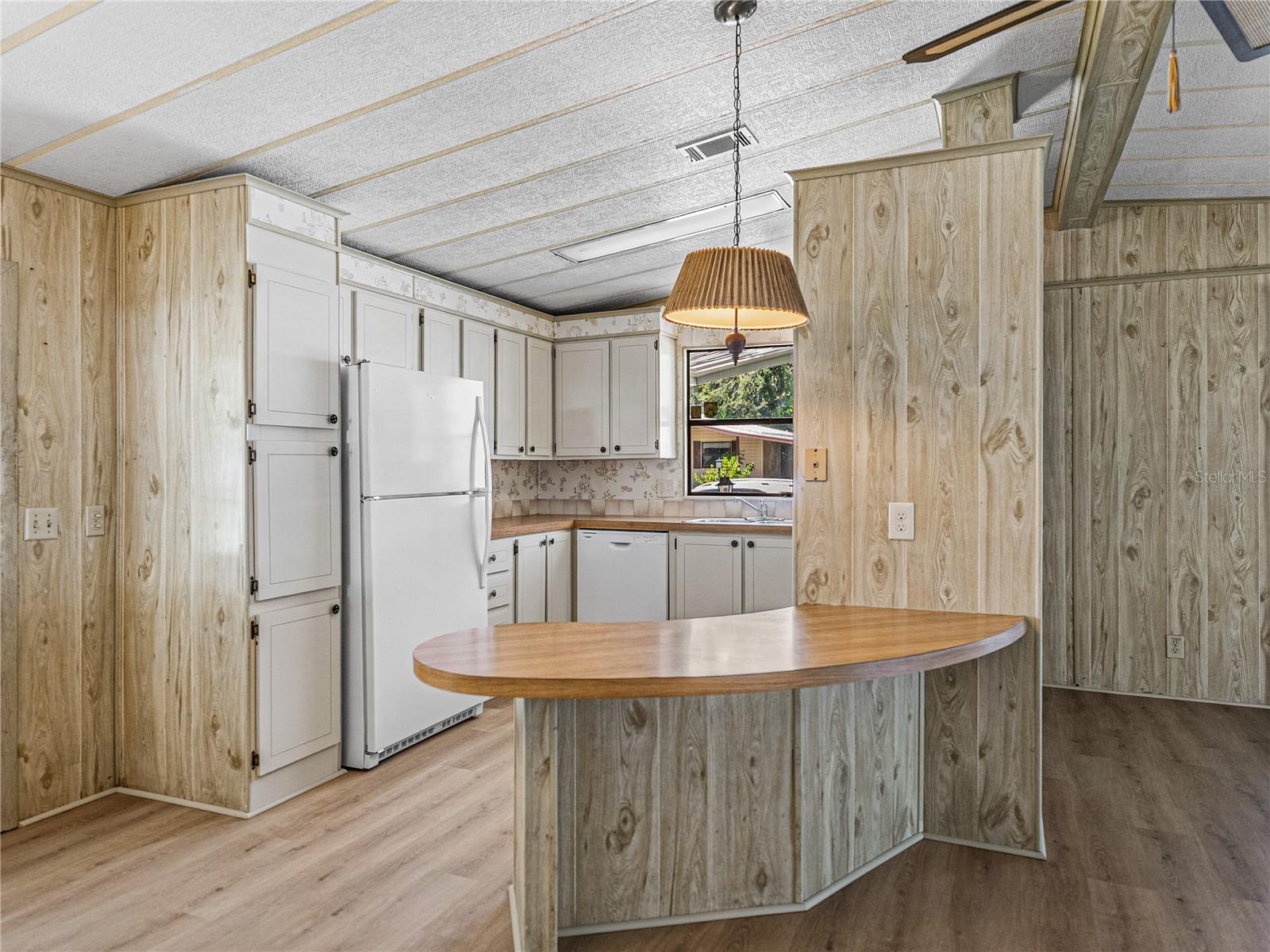 35106 MCCULLOUGHS LEAP
