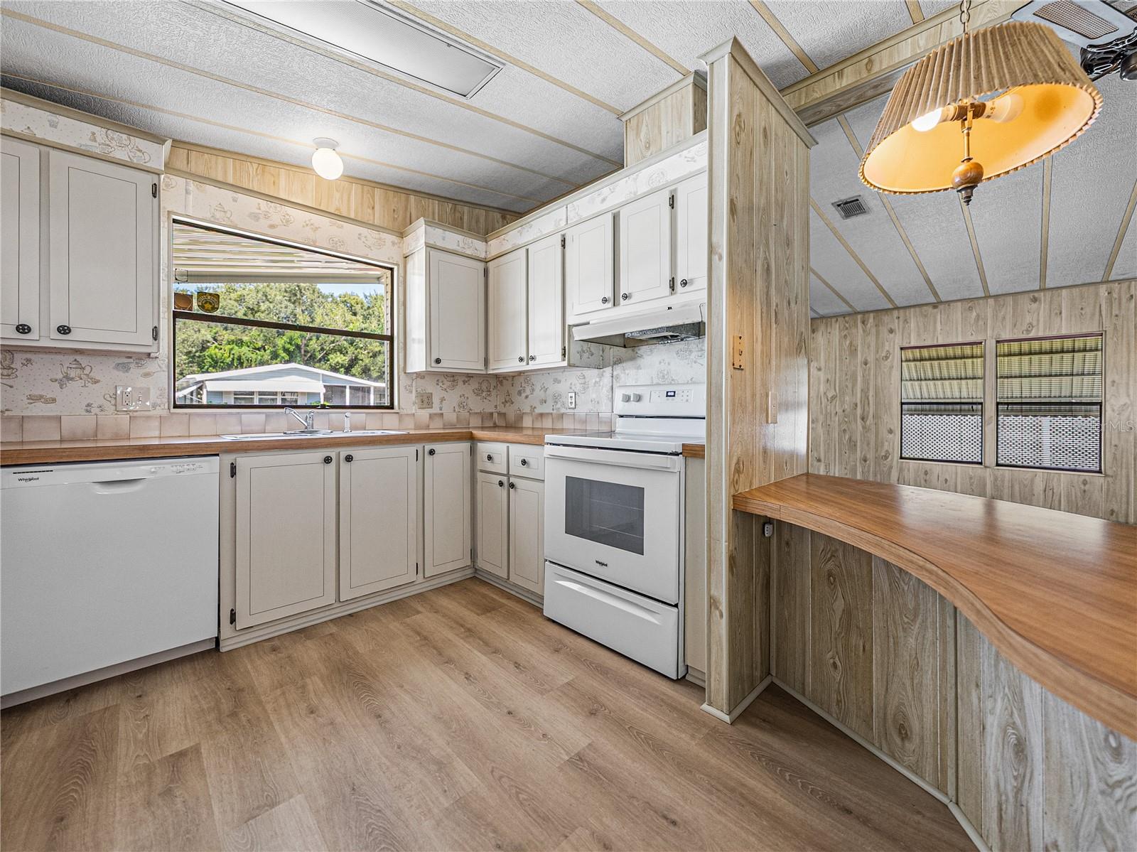 35106 MCCULLOUGHS LEAP