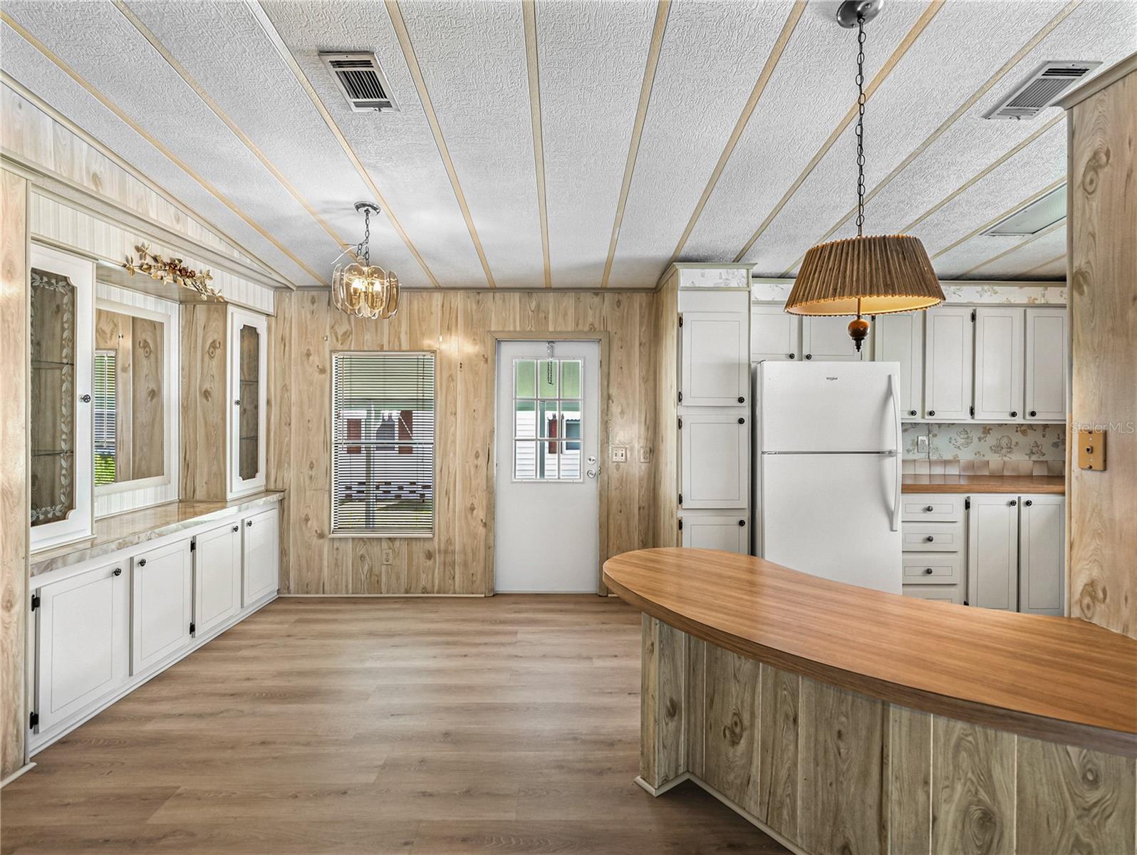 35106 MCCULLOUGHS LEAP