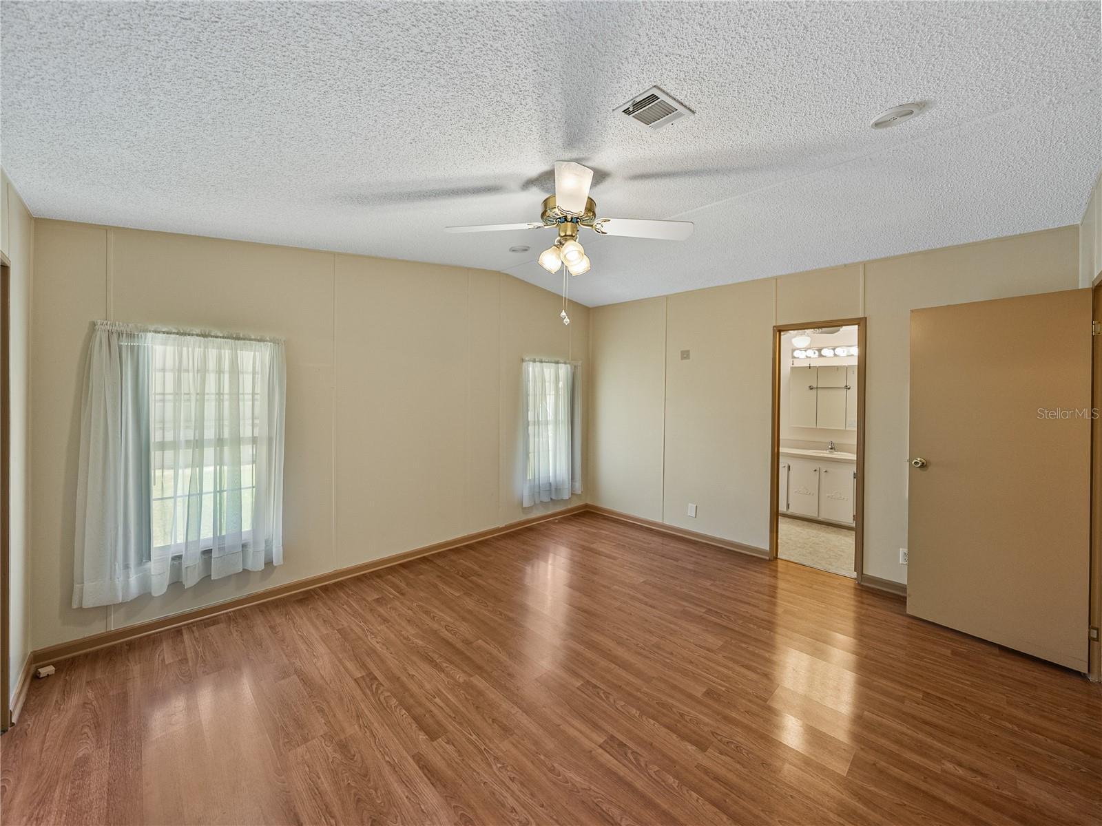 3900 CHAH DR
