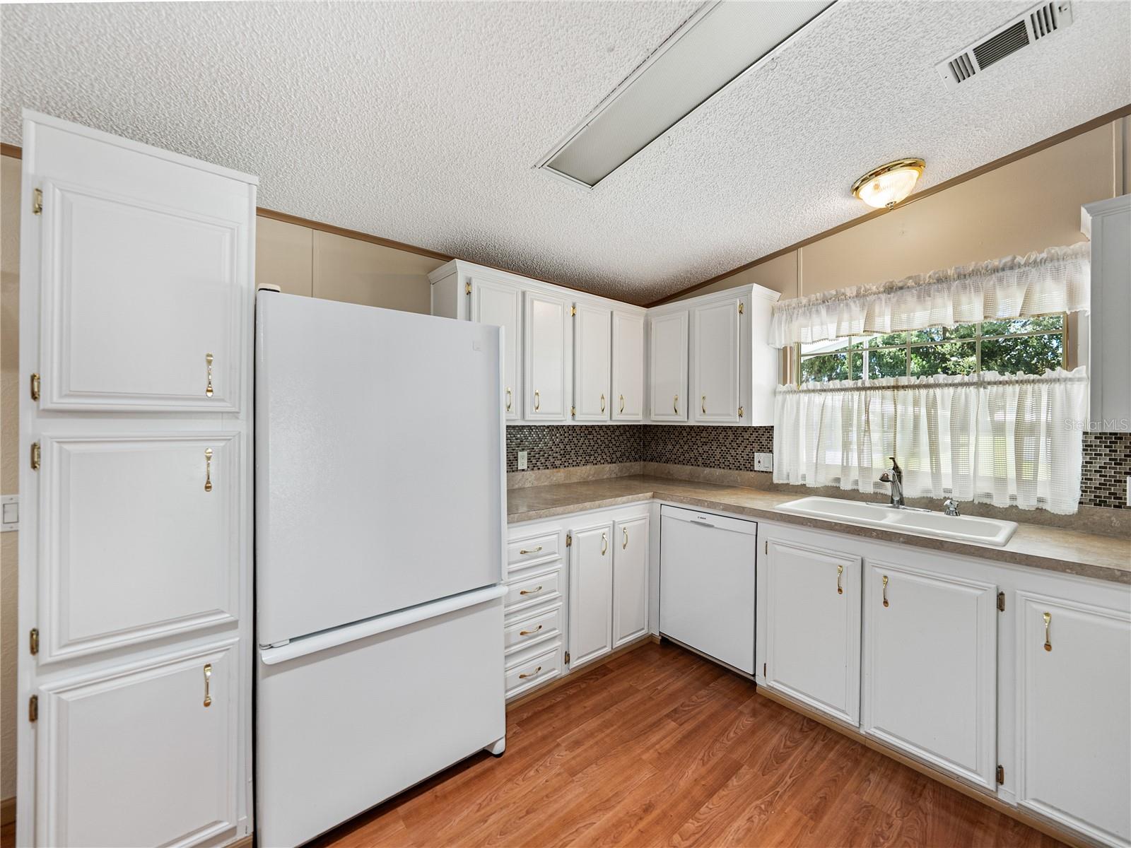 3900 CHAH DR