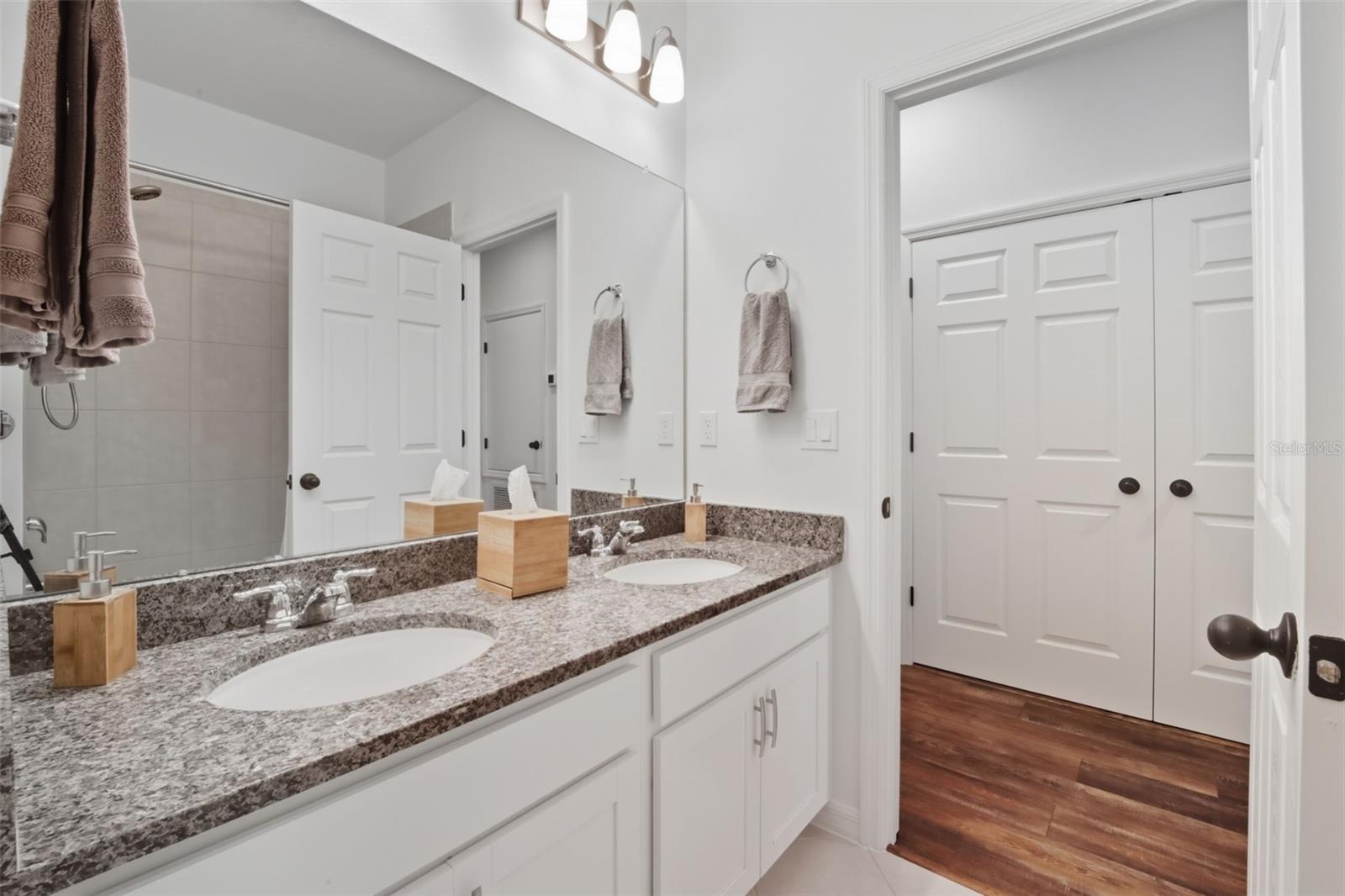 5179 AVALON PARK BLVD