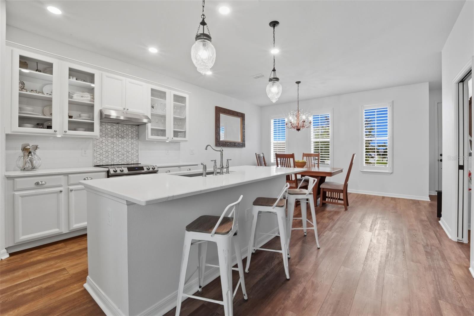 5179 AVALON PARK BLVD