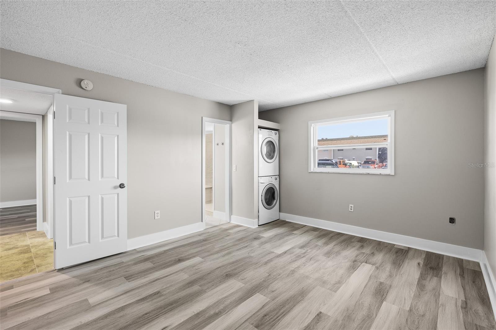 8815 BAY POINTE DR #106