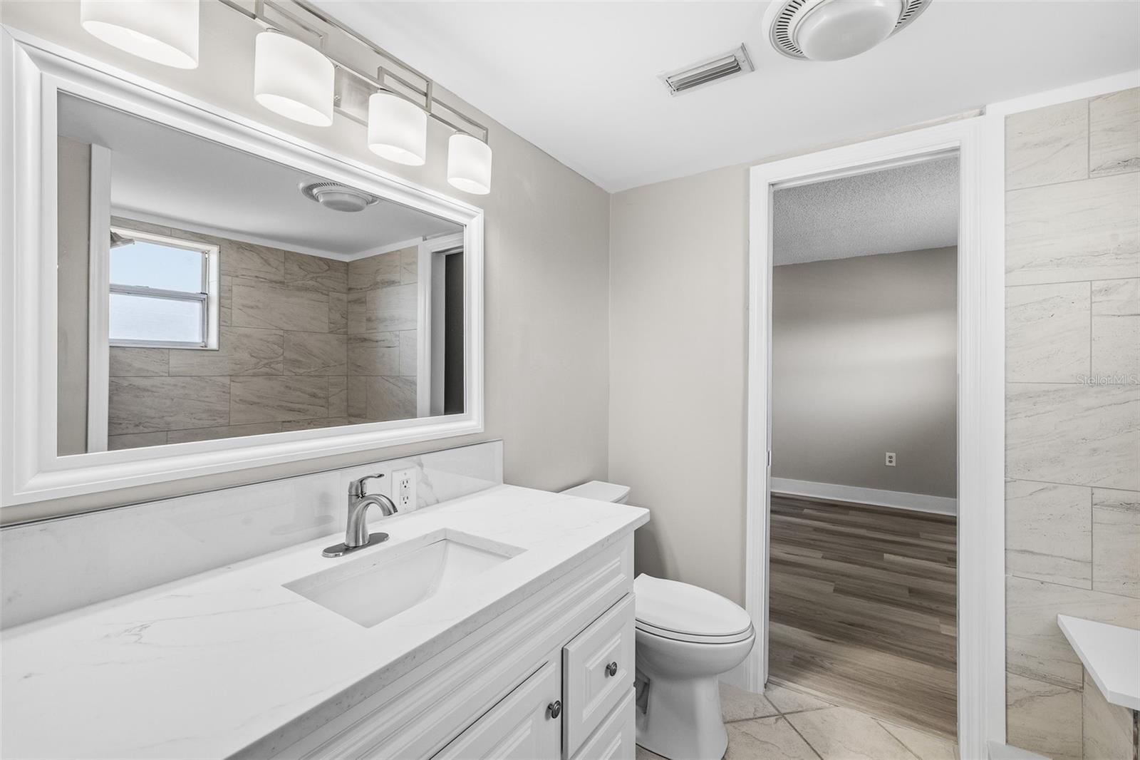 8815 BAY POINTE DR #106