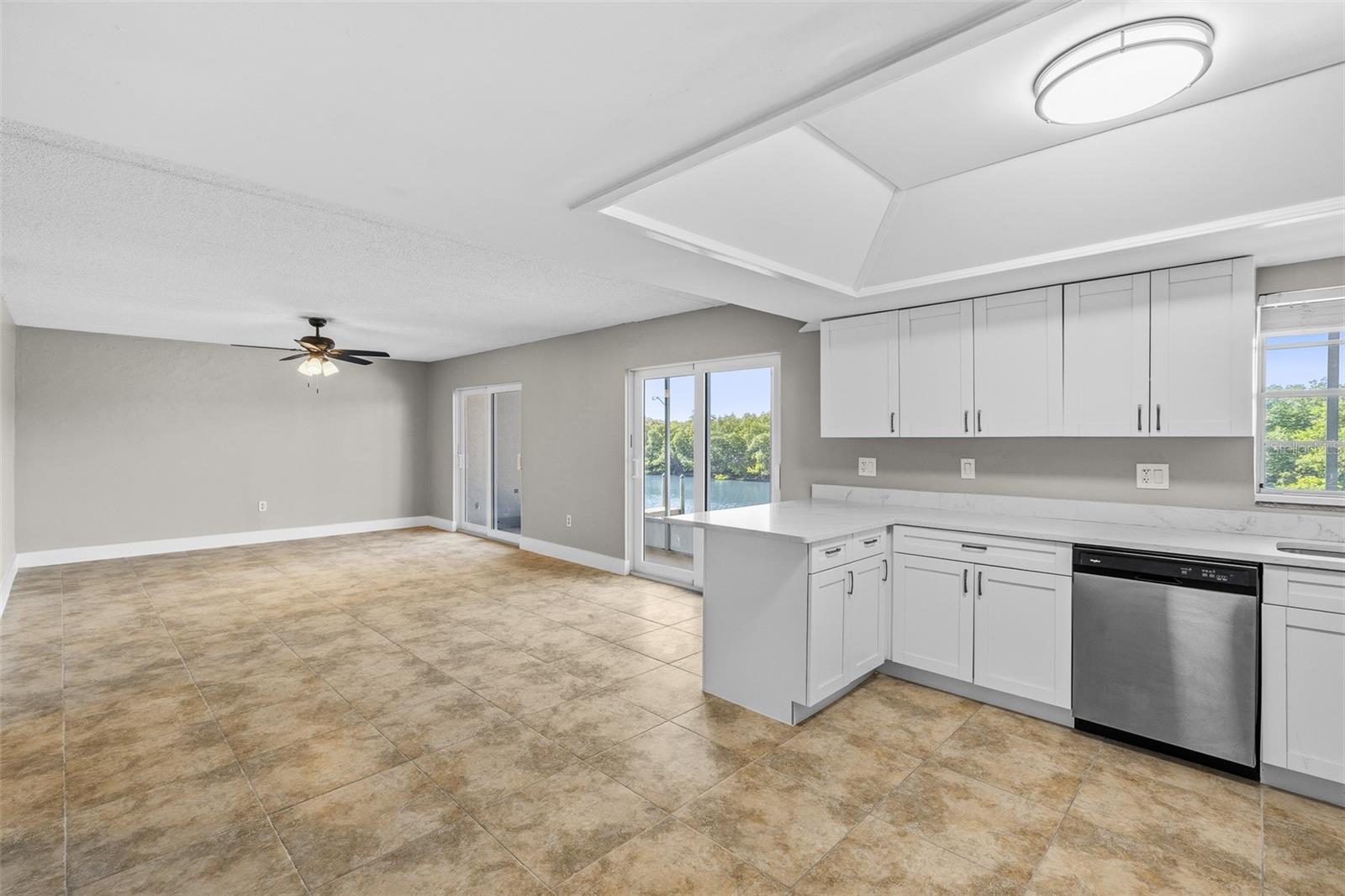 8815 BAY POINTE DR #106