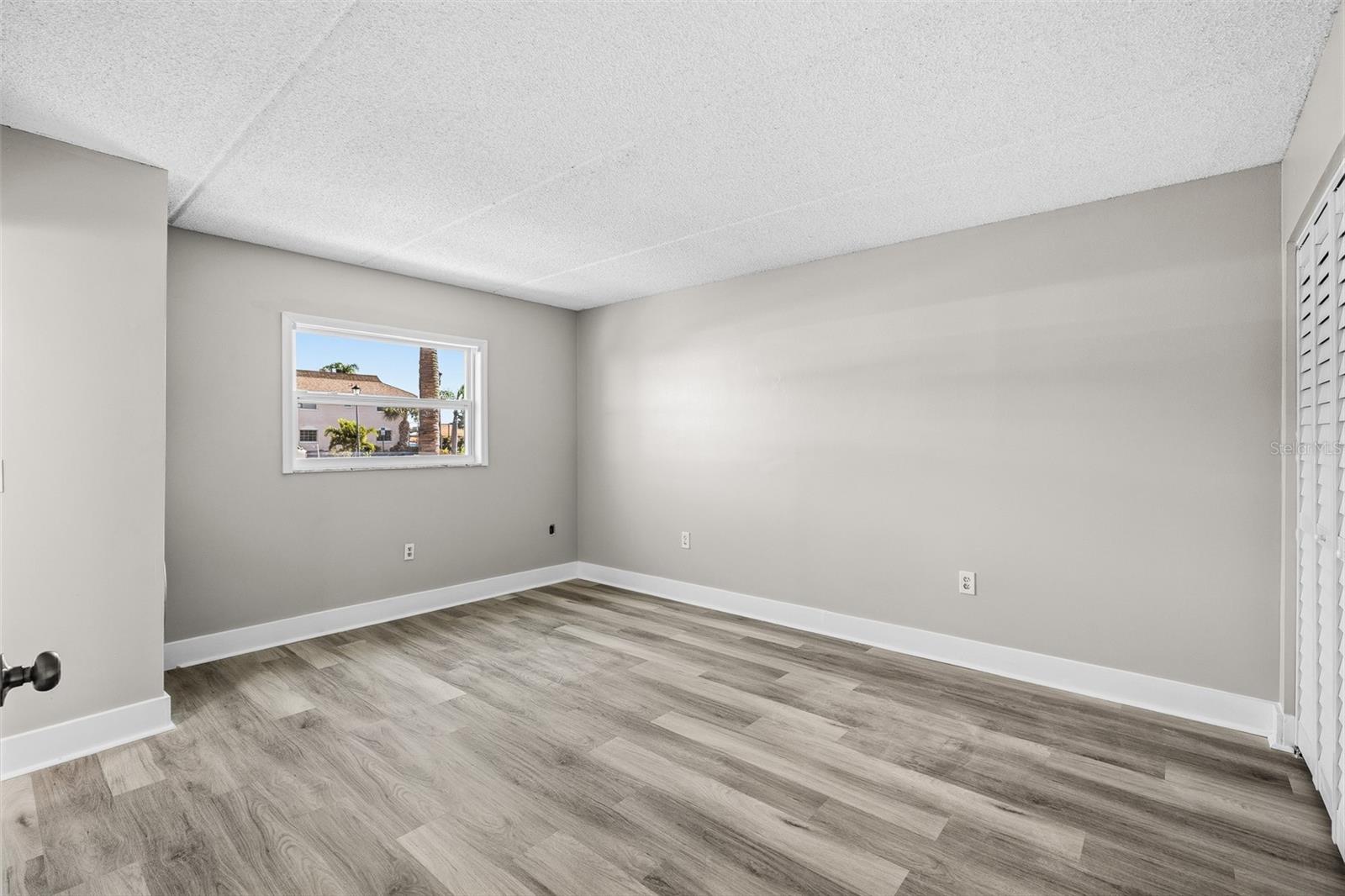 8815 BAY POINTE DR #106