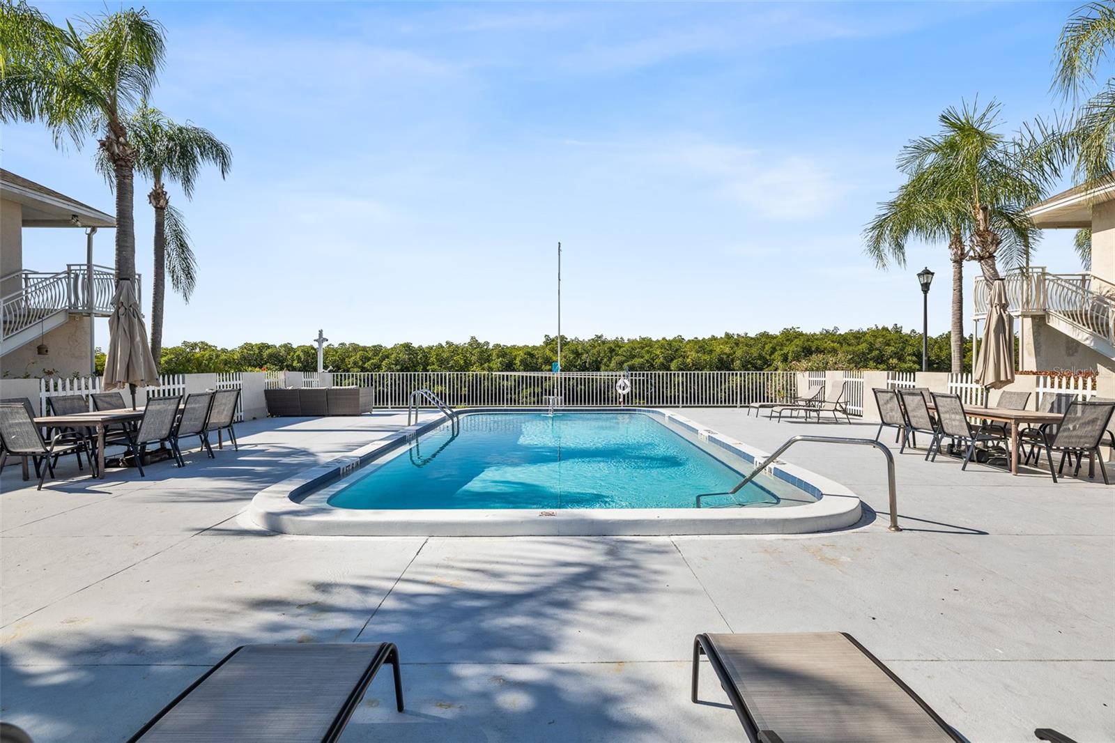 8815 BAY POINTE DR #106