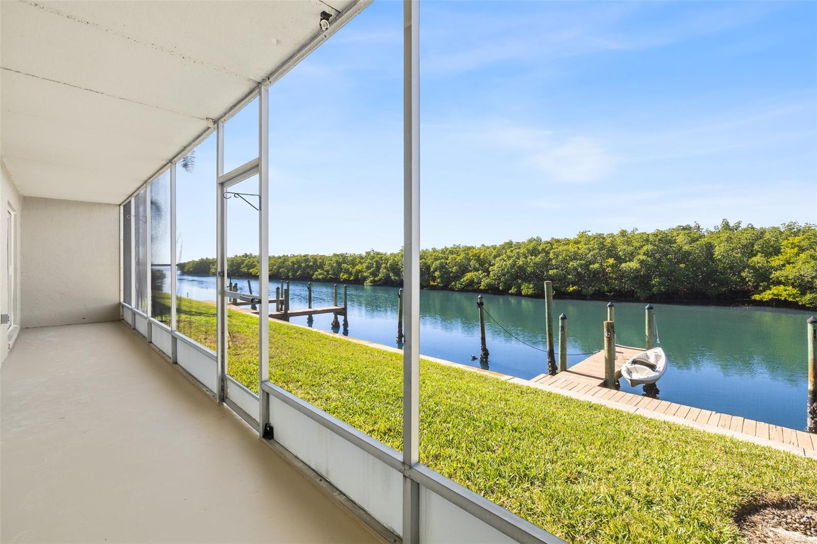 8815 BAY POINTE DR #106