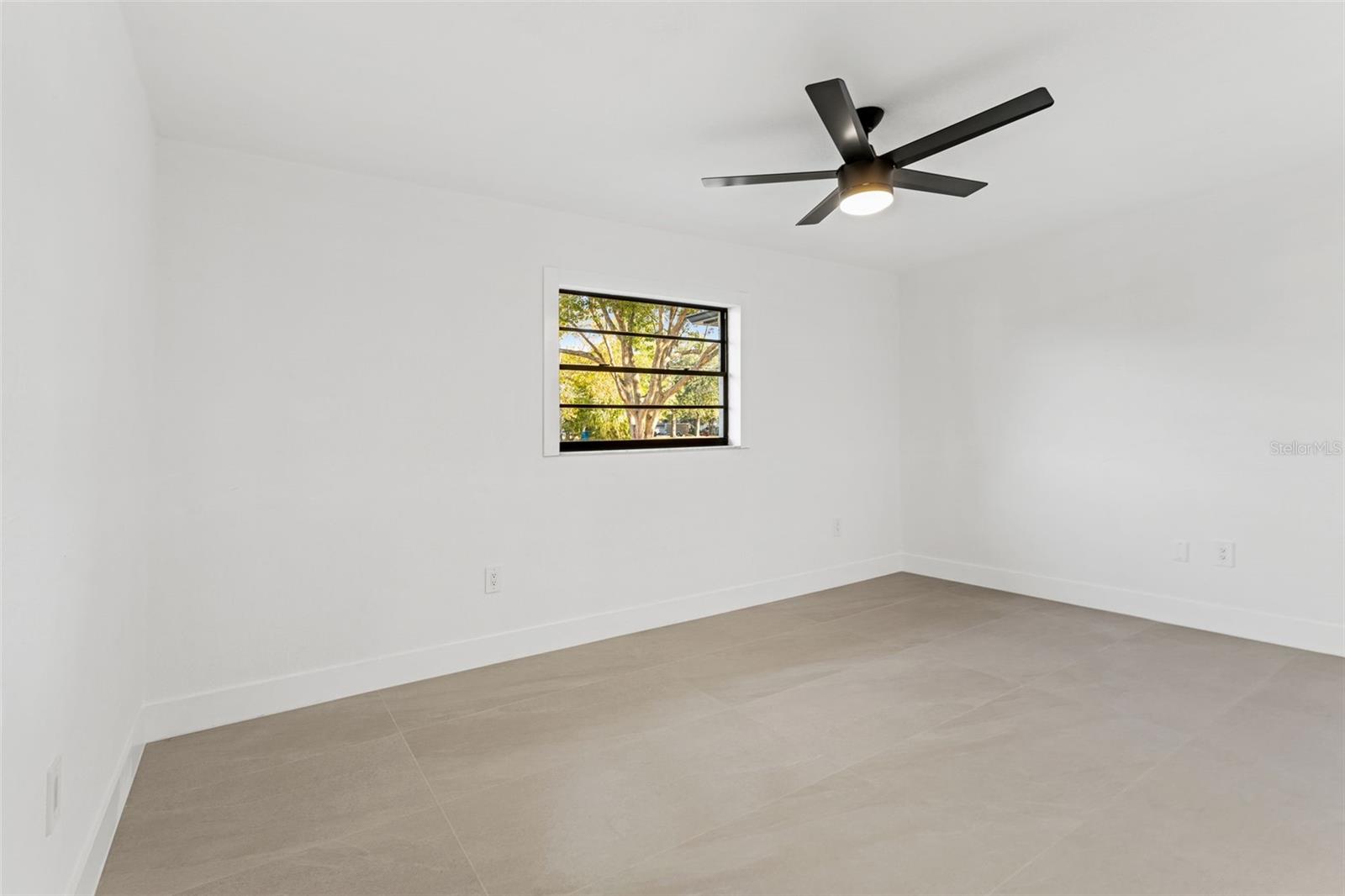 8019 RIVER COUNTRY DR