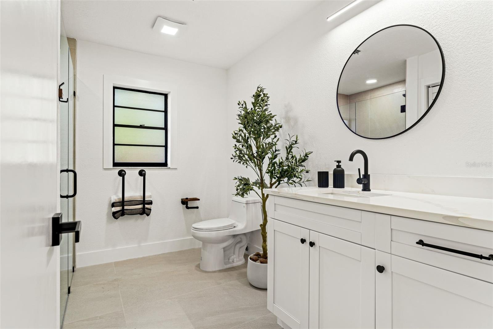 8019 RIVER COUNTRY DR