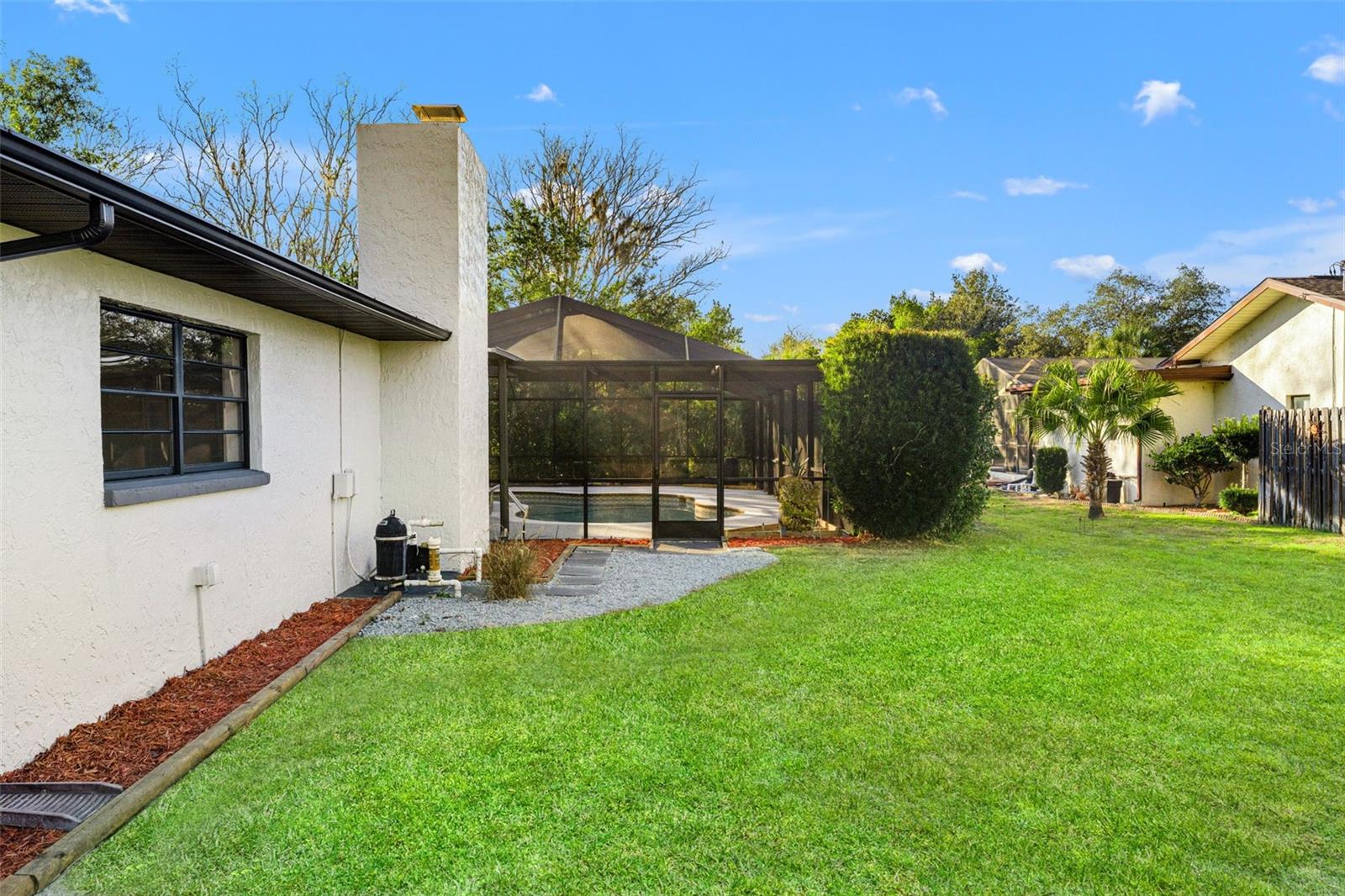 8019 RIVER COUNTRY DR