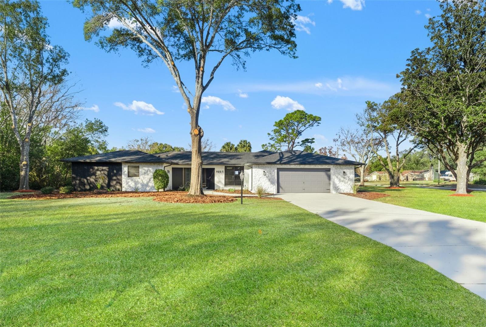 8019 RIVER COUNTRY DR