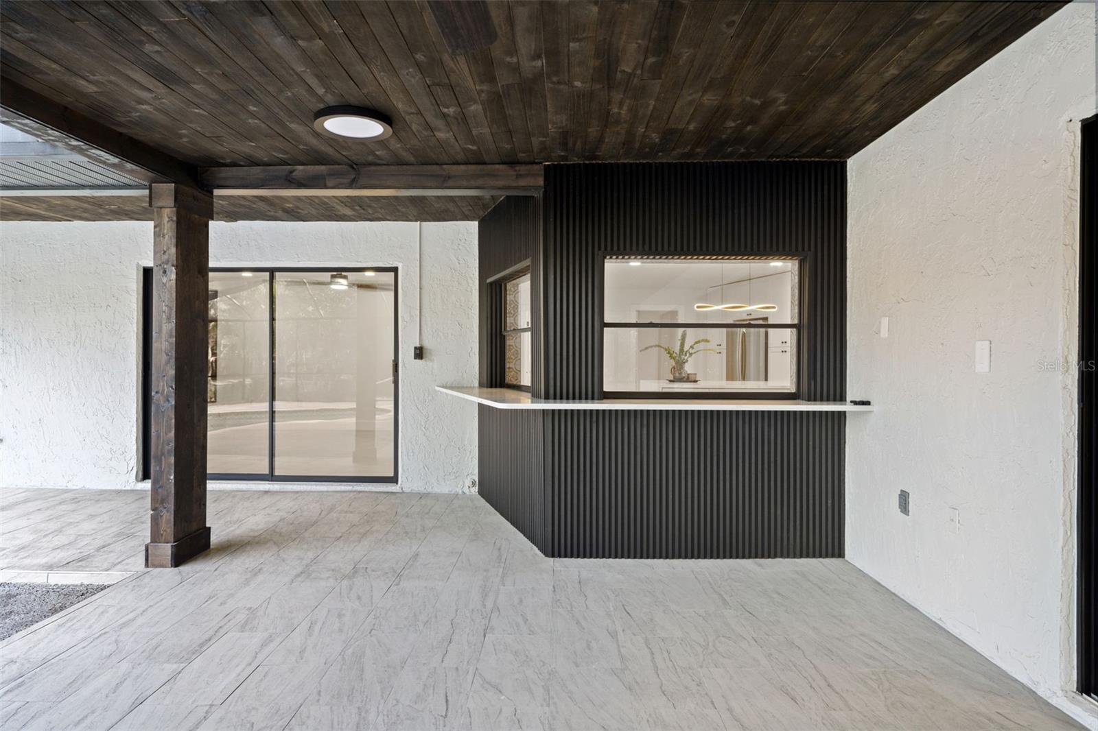 8019 RIVER COUNTRY DR