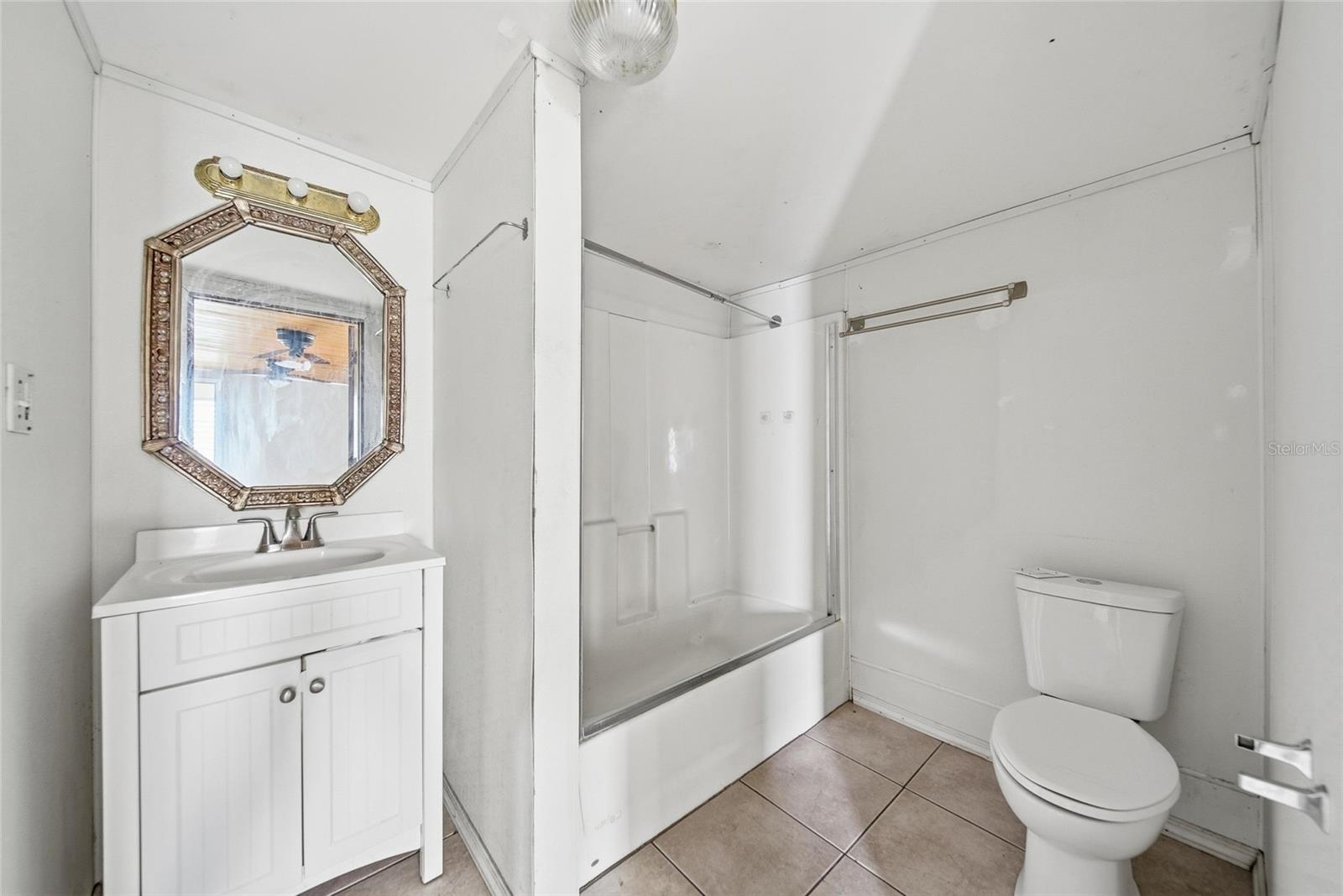 37236 POINSETTIA AVE