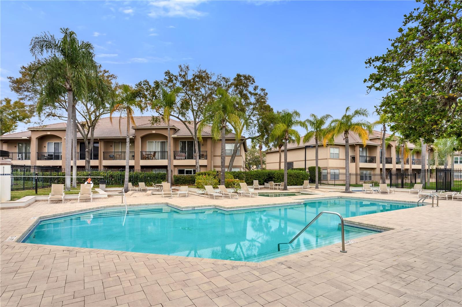 601 ARBOR LAKE LN #601