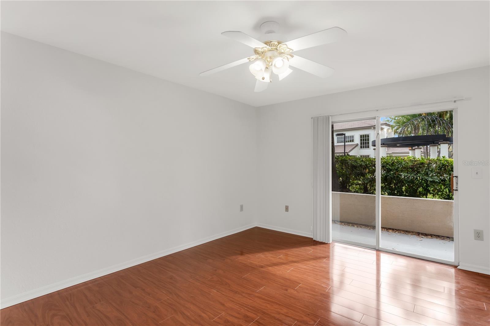 601 ARBOR LAKE LN #601