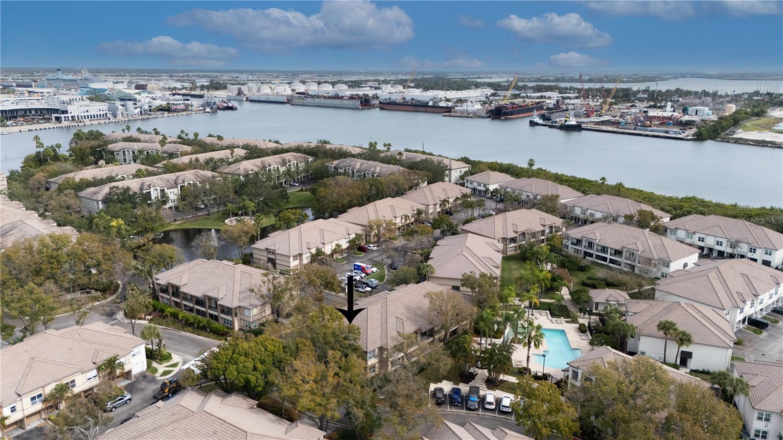 601 ARBOR LAKE LN #601