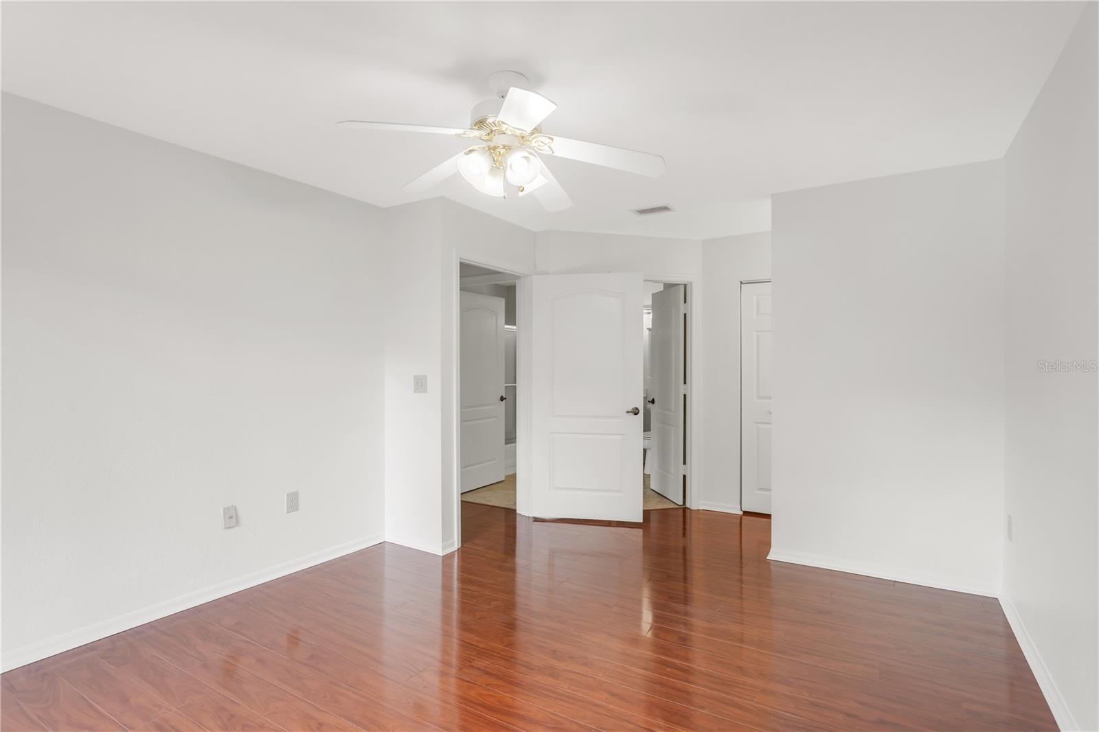 601 ARBOR LAKE LN #601