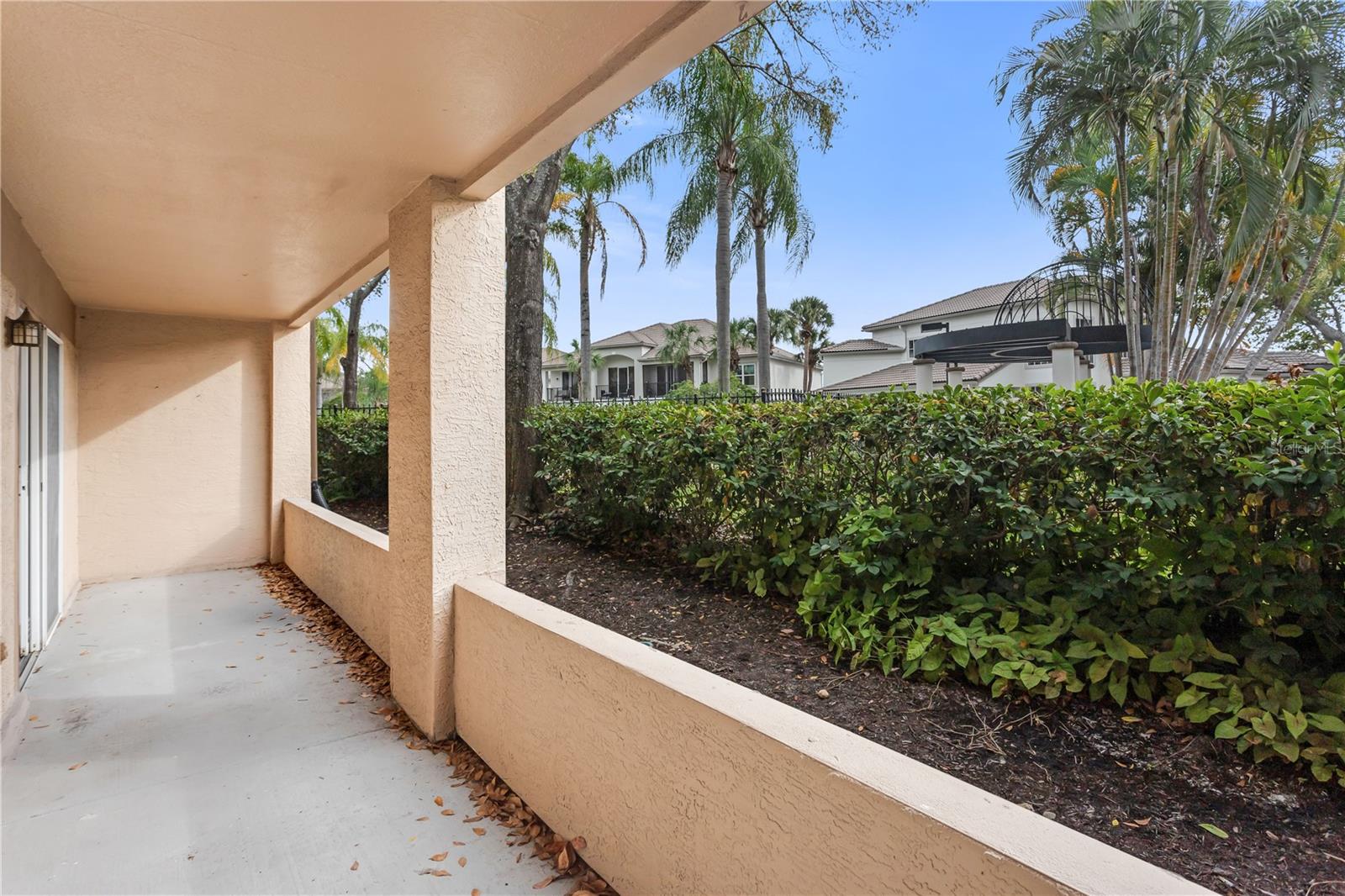 601 ARBOR LAKE LN #601